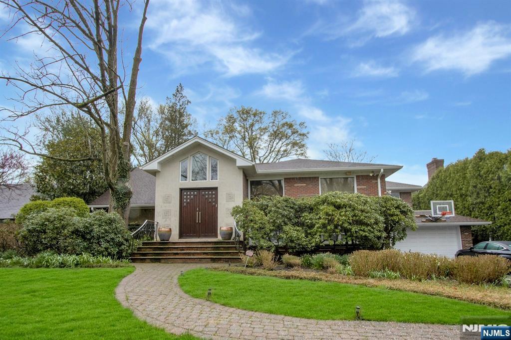 278 Fountain Road - Photo 2