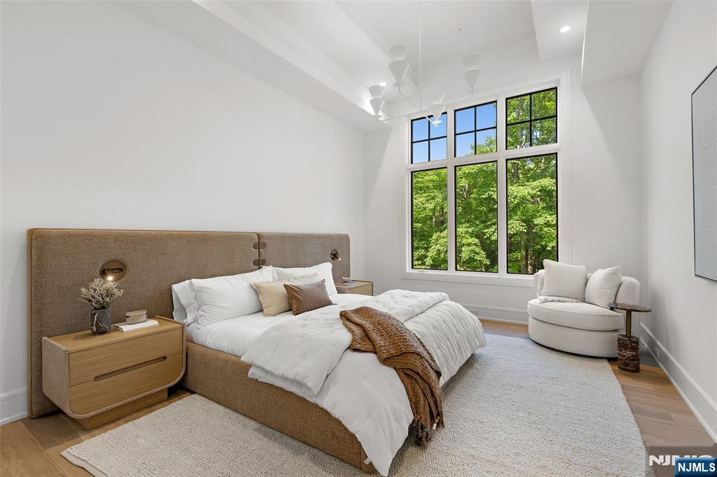 11 Stone Bridge Court, Demarest, NJ, 07627