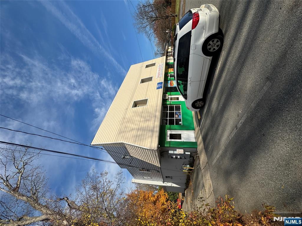 37-39 Main Street - Photo 2