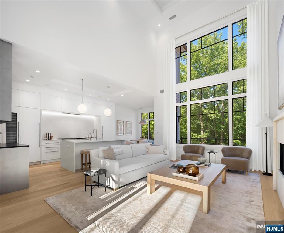 24 Stone Bridge Court - Photo 1