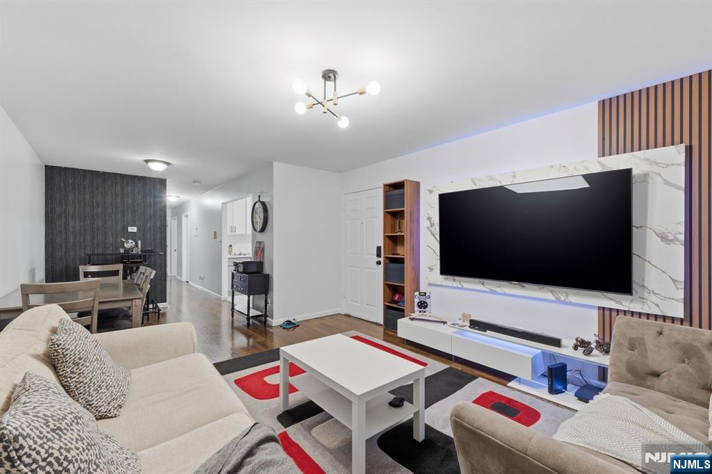 72 Sherman Avenue - Photo 3