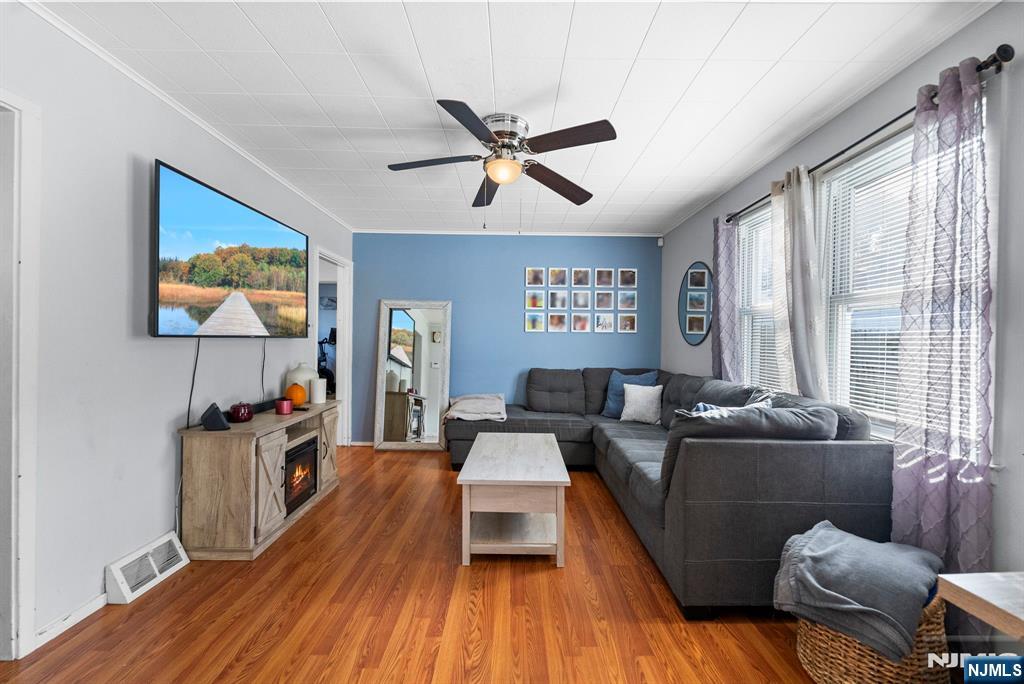 Homes for sale in Elmwood Park, NJ | 466 & 468 Market, Elmwood Park, NJ 07407 | MLS# 25039679