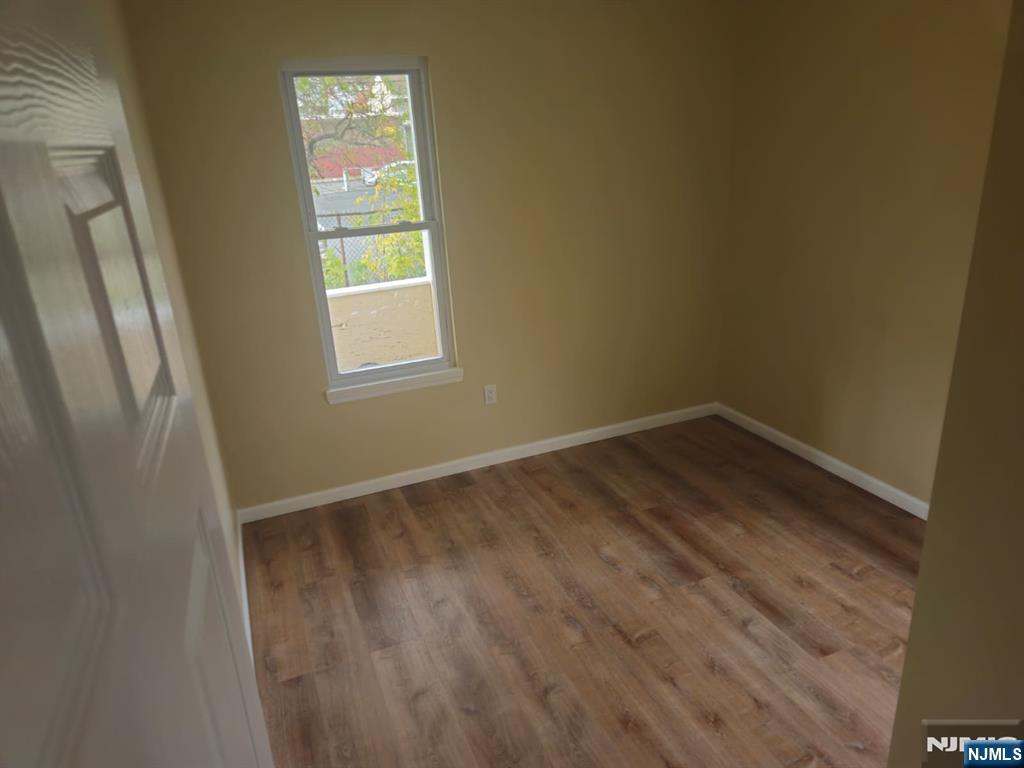 518-520 23rd Street 2R - Photo 5