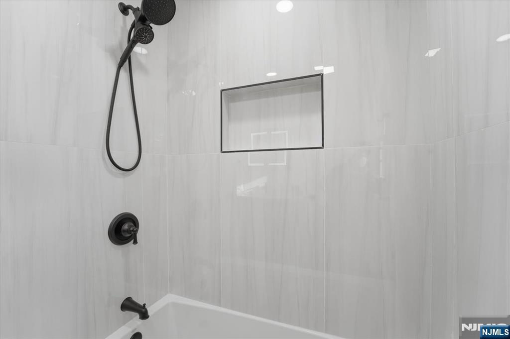 41 High Street, Nutley, NJ, 07110