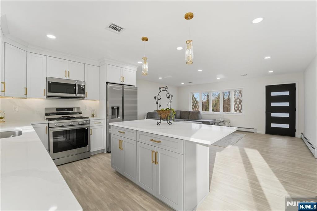 41 High Street, Nutley, NJ, 07110