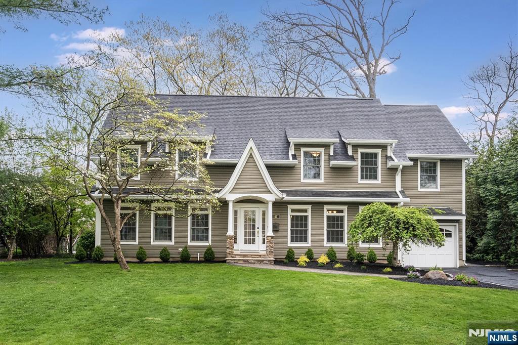 147 Winslow Terrace - Photo 2