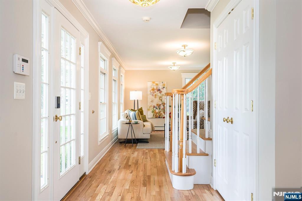 147 Winslow Terrace - Photo 4