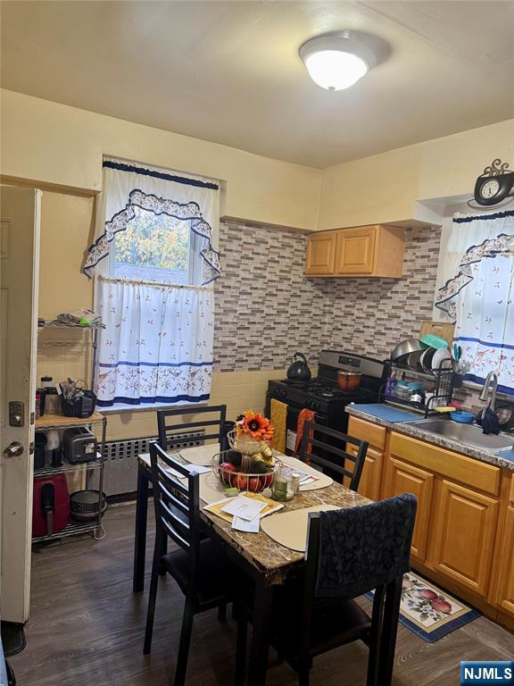 602 Chancellor Avenue - Photo 4