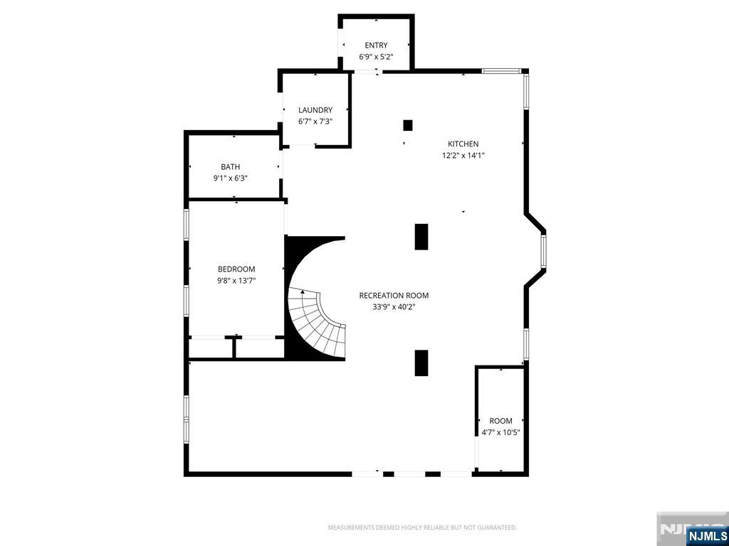 1096 Briar Way, Fort Lee, NJ, 07024