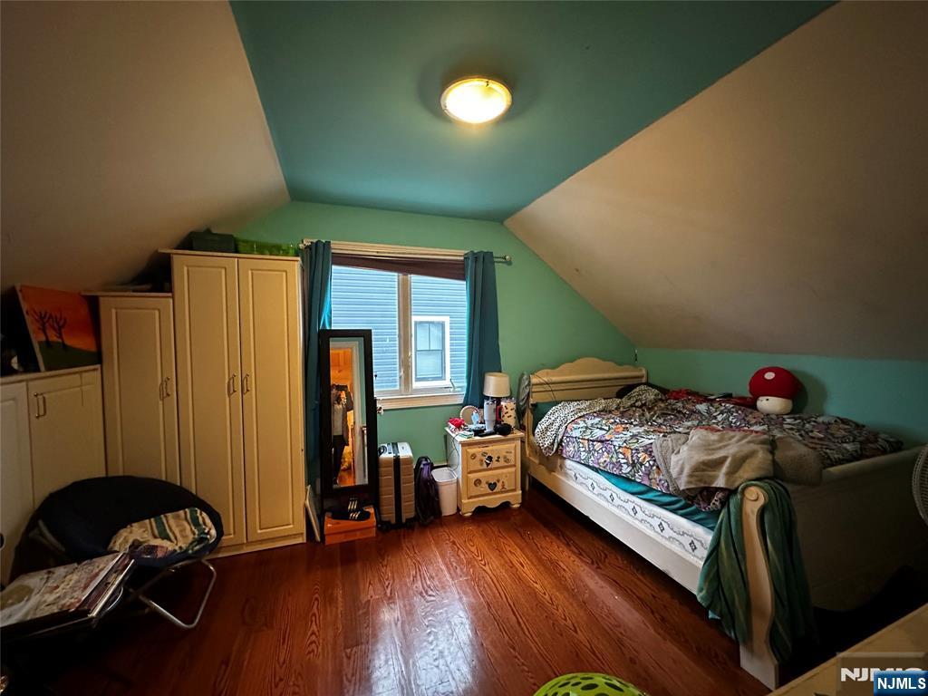 28-07 Zachary Terrace