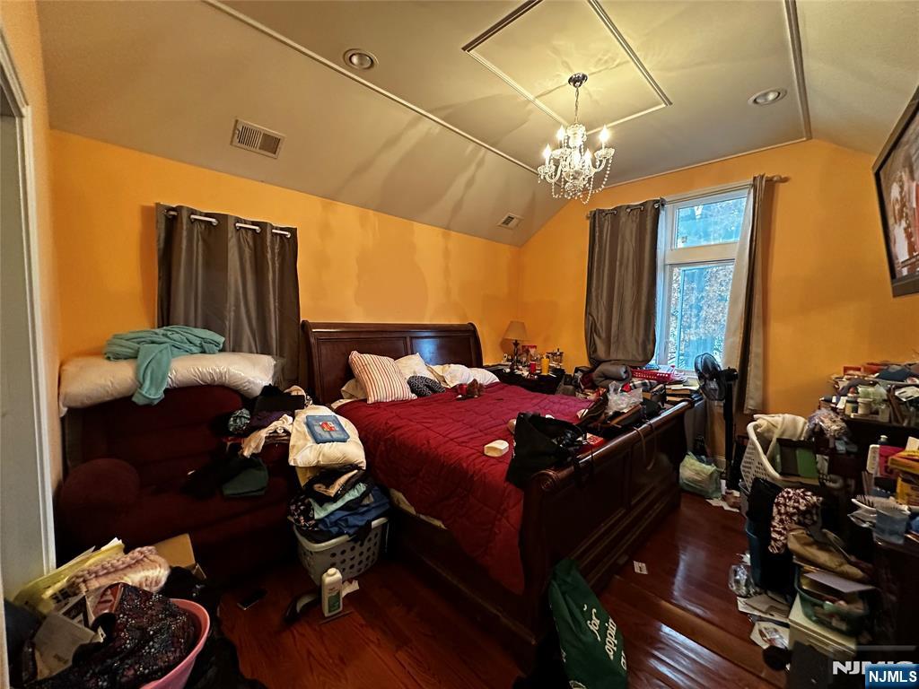 28-07 Zachary Terrace