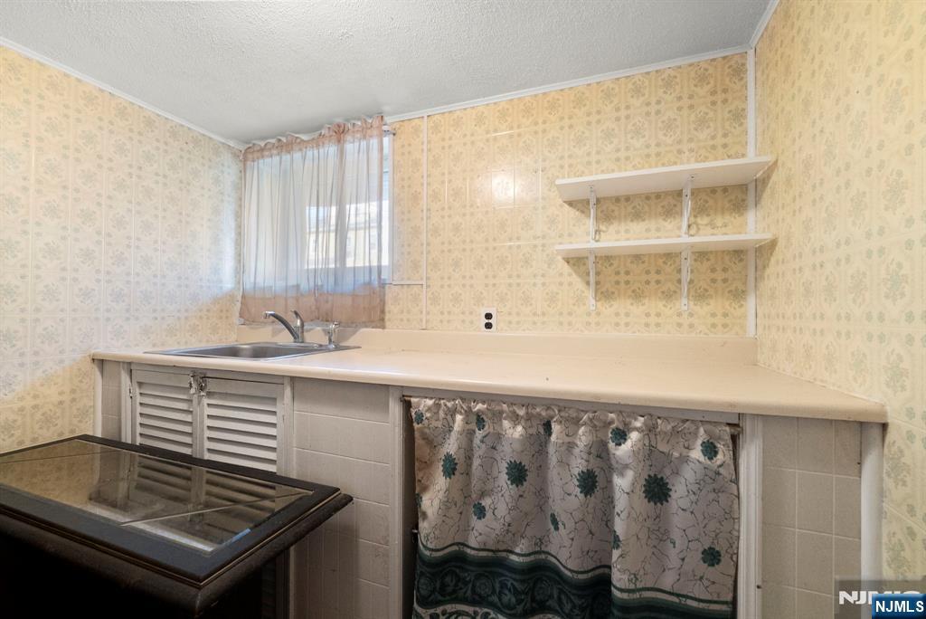 91 Headley Terrace, Irvington, NJ, 07111