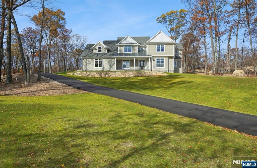 3 Bristol Ridge Road - Photo 1