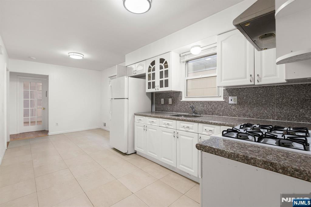 133 Sussex Street - Photo 3