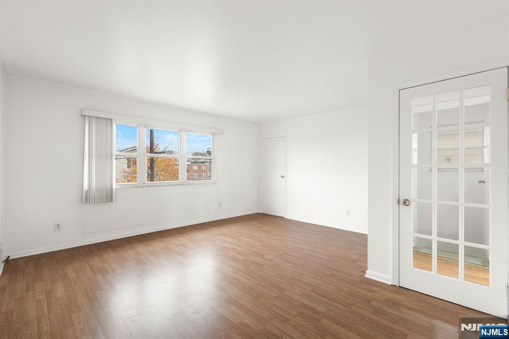 133 Sussex Street - Photo 5