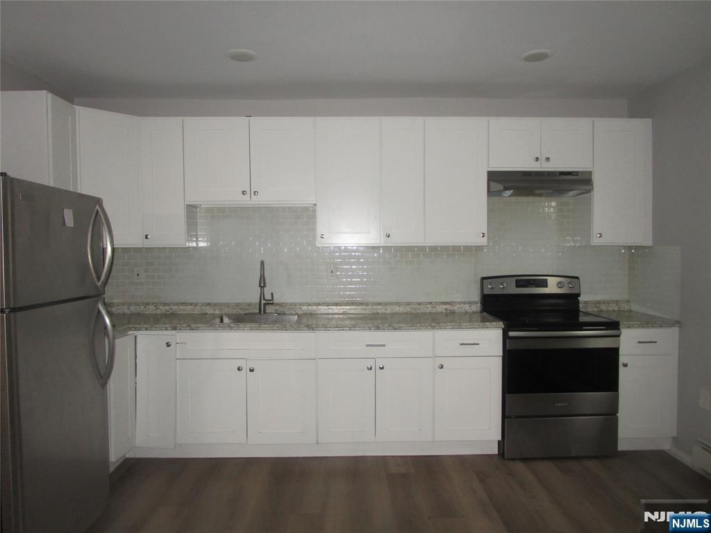 437 7th Avenue - Photo 3