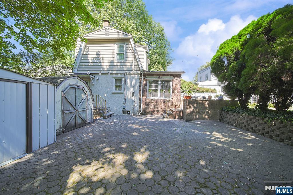 1585 Bergen Boulevard, Leonia, NJ, 07605