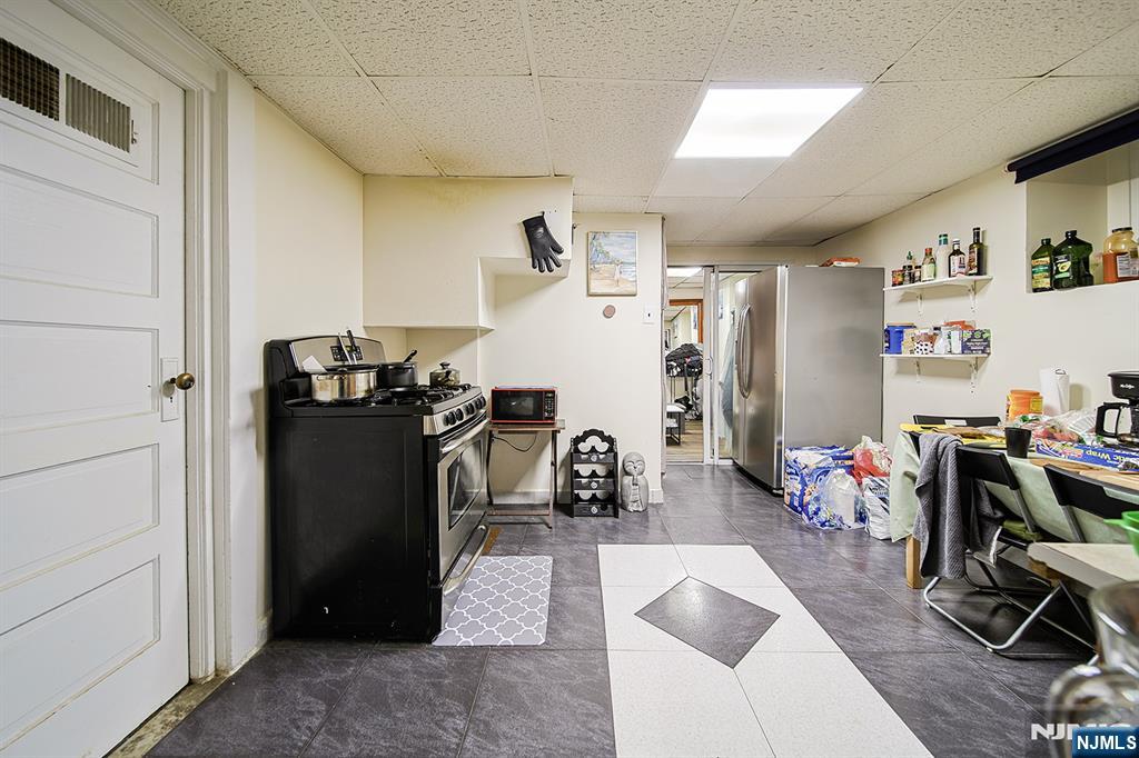 1585 Bergen Boulevard, Leonia, NJ, 07605