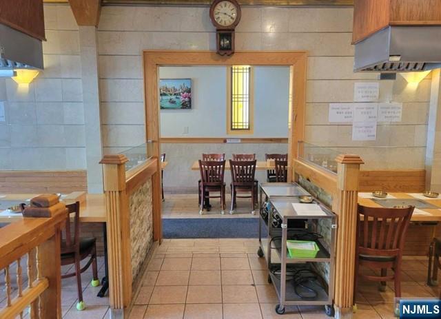 450 Broad Ave, Leonia, NJ 07605