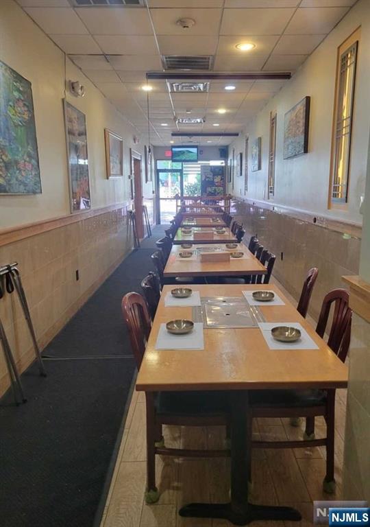 450 Broad Ave, Leonia, NJ 07605