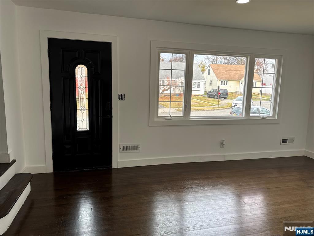 9 Marion Court - Photo 2