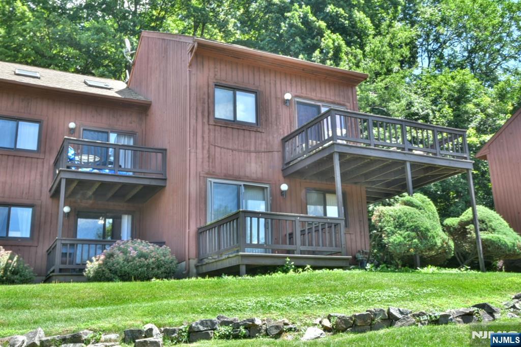 3 Deer Valley Lane 8 - Photo 1