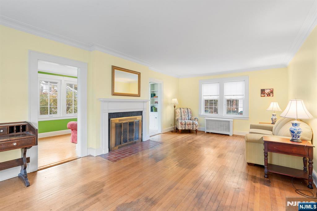 71 Georgian Court - Photo 4