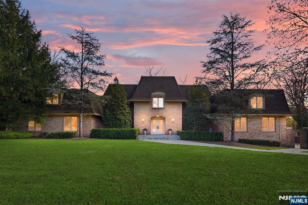 214 Durie Avenue, Closter, NJ, 07624