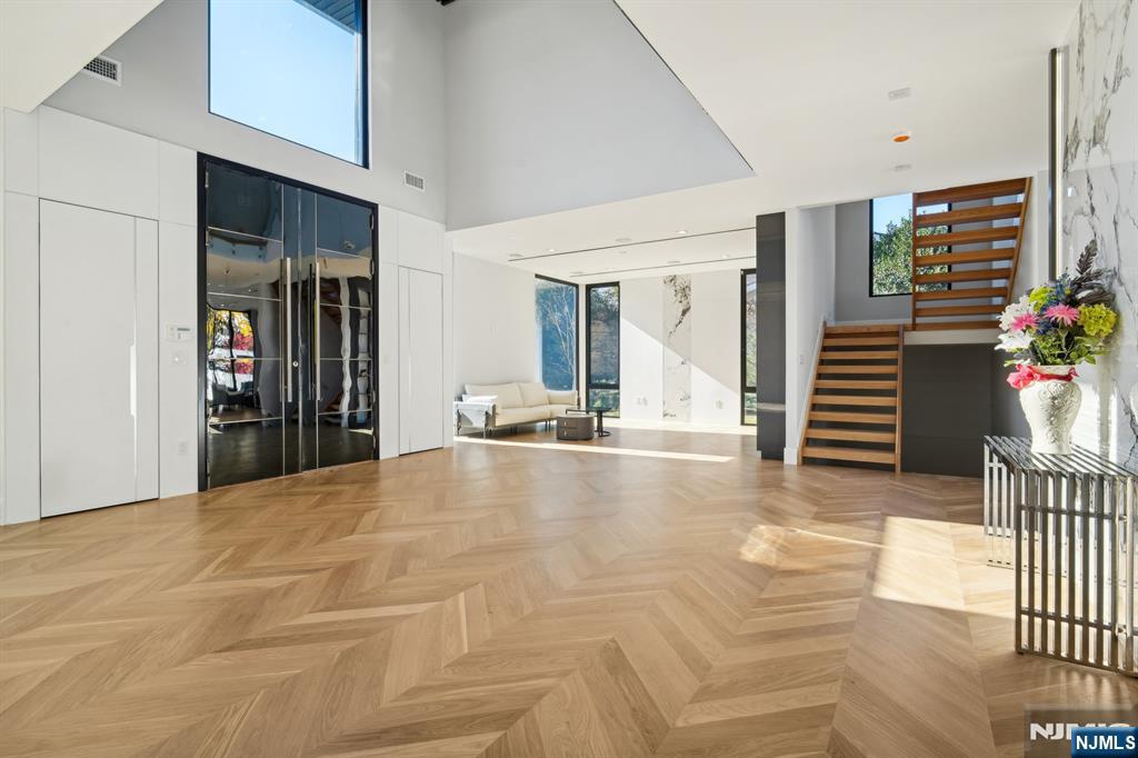 16 Priscilla Lane - Photo 2