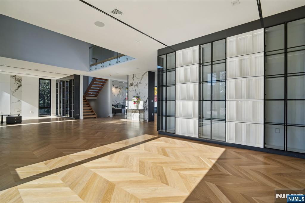 16 Priscilla Lane - Photo 3