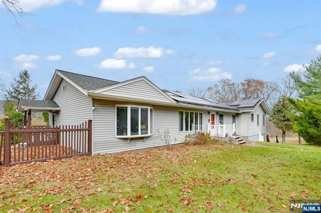 699 Shore Road - Photo 2