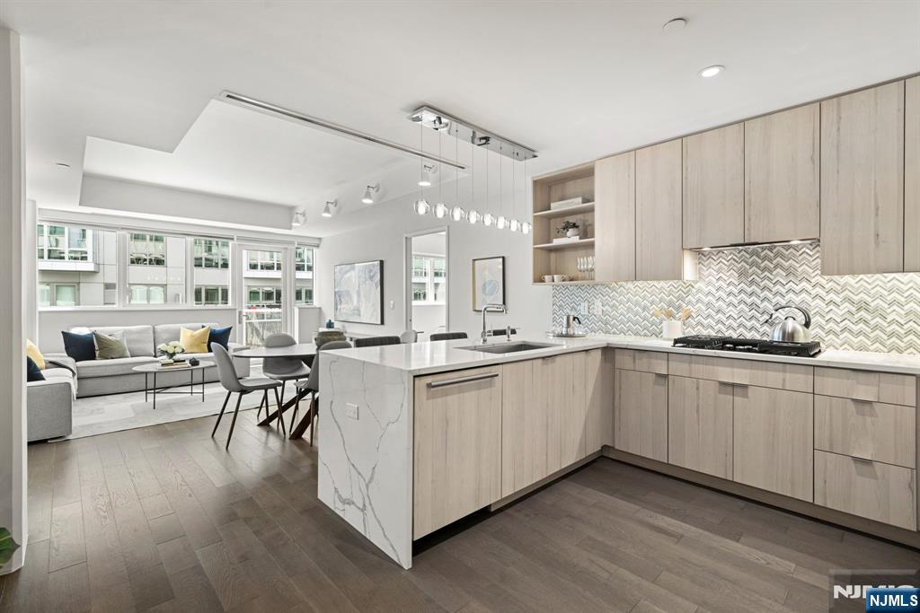 800 Ave At Port Imperial 317 - Photo 5