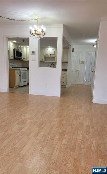 40 Meadowview Court, Leonia, NJ, 07605