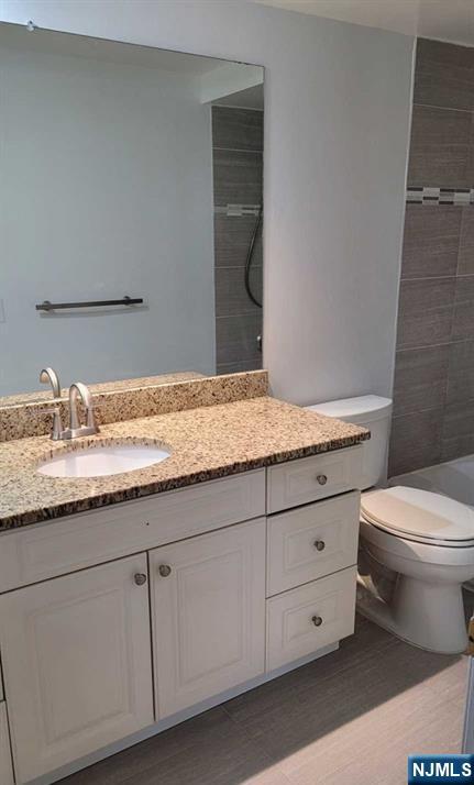 40 Meadowview Court, Leonia, NJ, 07605