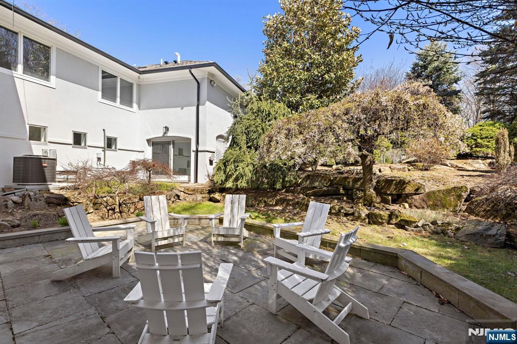 425 Highview Road