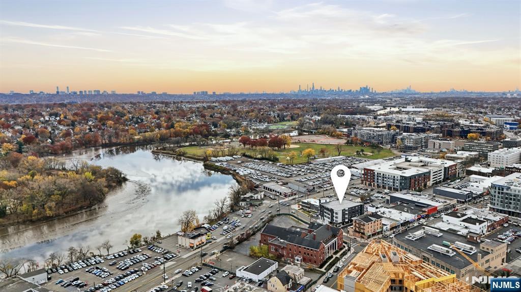 Located in a highly sought-after section of Hackensack, residents enjoy proximity to dining, shopping, and transportation, combining suburban ease with urban connectivity