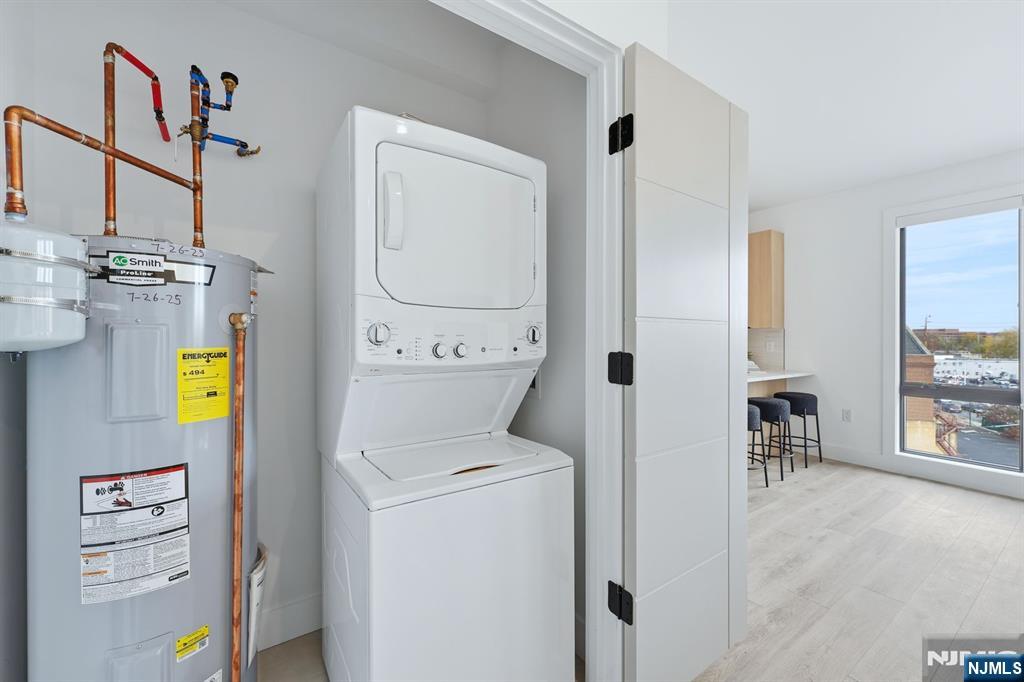 Washer/Dryer in every unit