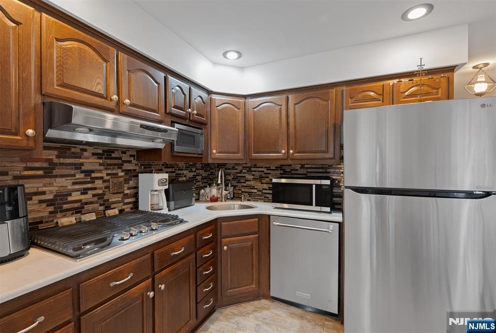 Homes for sale in River Vale, NJ | 280 River Dr, River Vale, NJ 07675 | MLS# 25041233