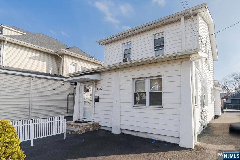 Homes for sale in North Arlington, NJ | 612 Schuyler Ave, North Arlington, NJ 07031 | MLS# 25041244