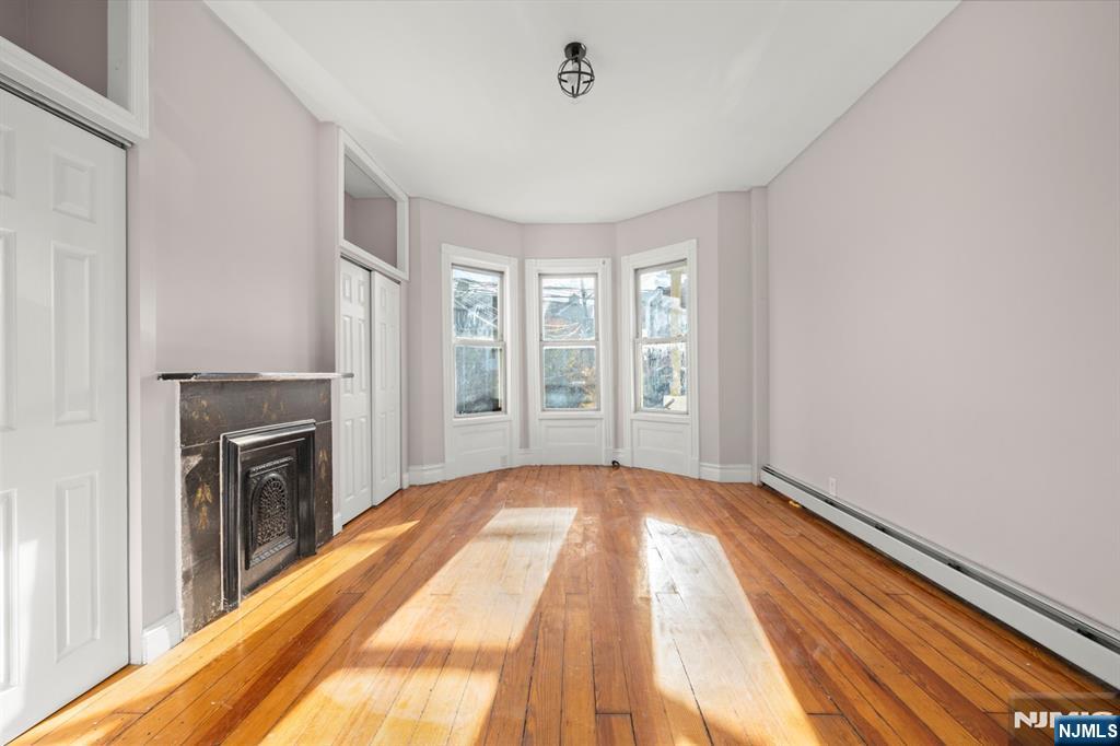 122 18th Street - Photo 3