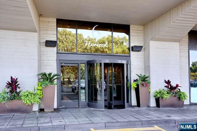 6 Horizon Road 1205 - Photo 2