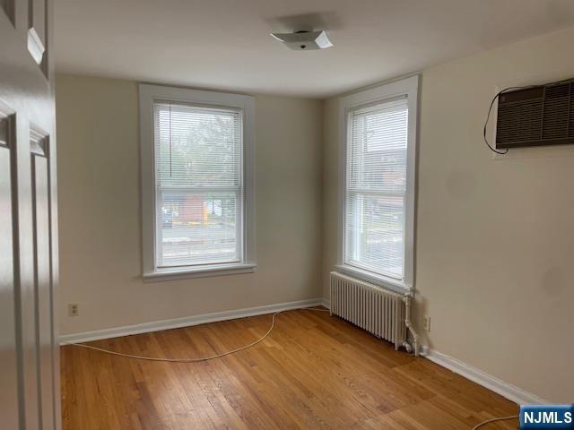 31-11 Broadway 2 - Photo 4