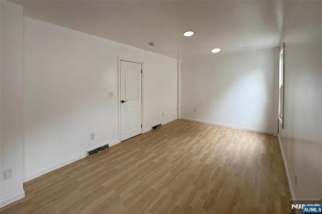 118 14th Street - Photo 5