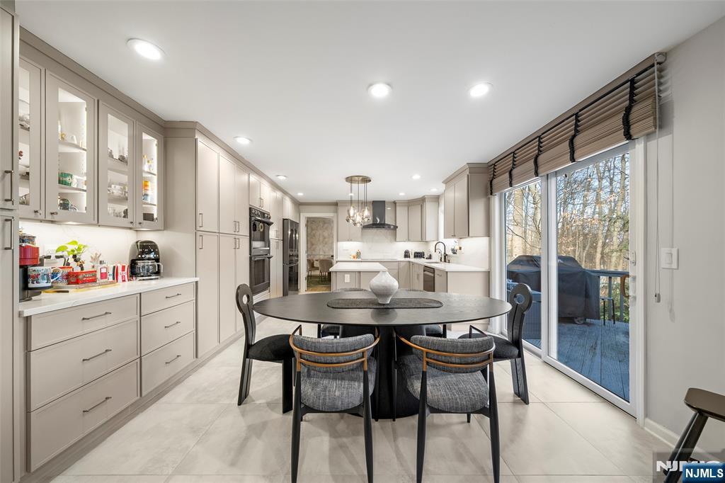 639 Pawnee Lane - Photo 2