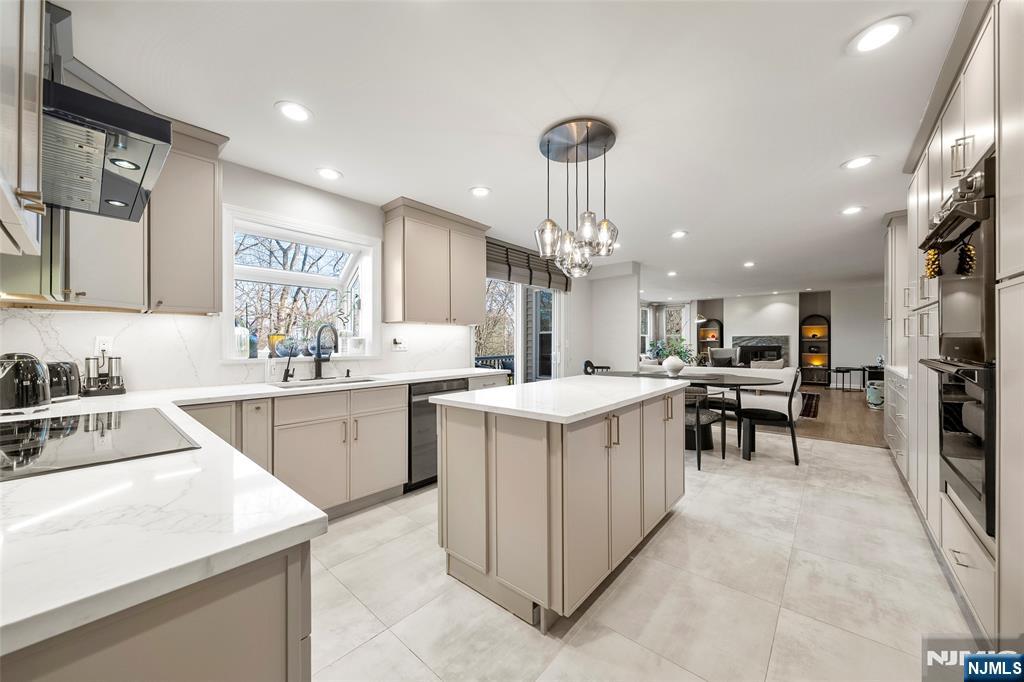 639 Pawnee Lane - Photo 5