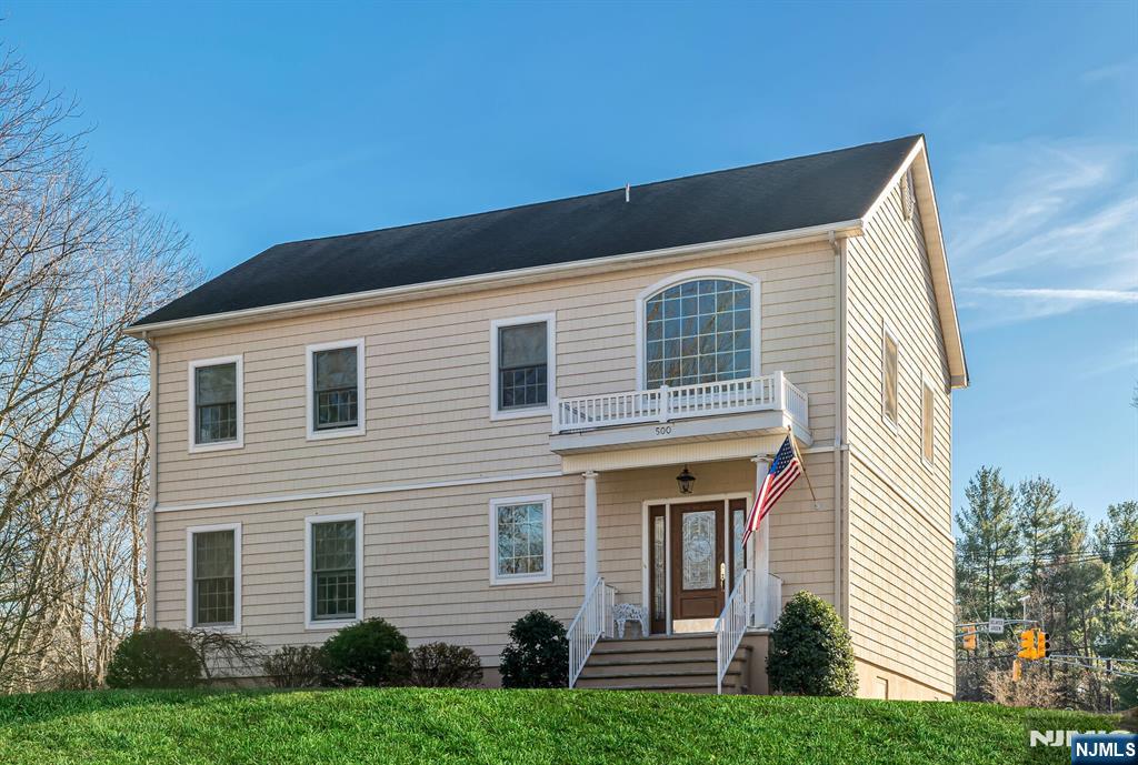 500 Blue Hill Terrace - Photo 3