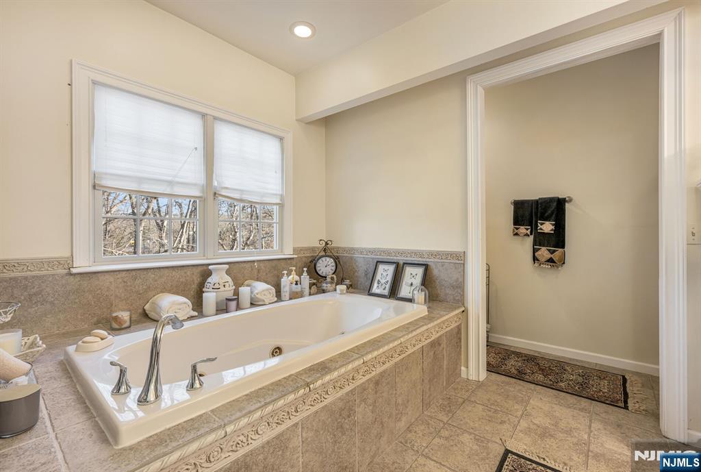 500 Blue Hill Terrace — photo 31