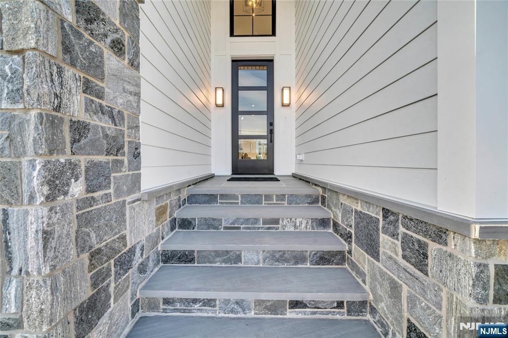 18 William Street A - Photo 4