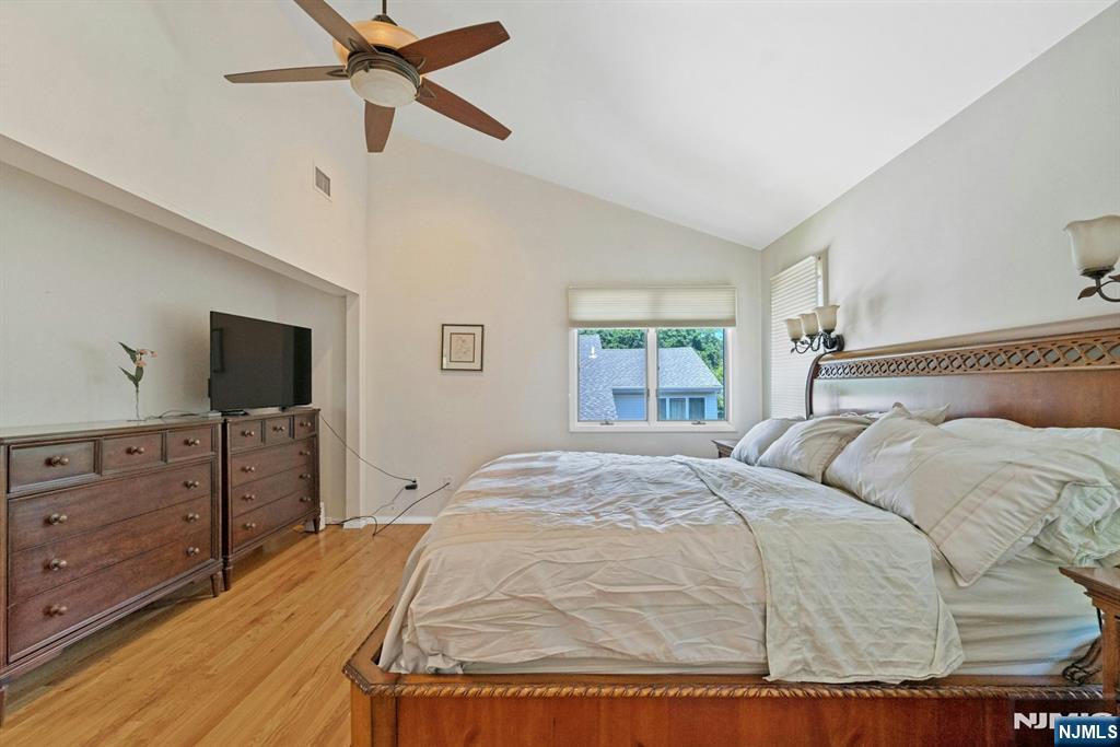 5-17 Philip Street — photo 13