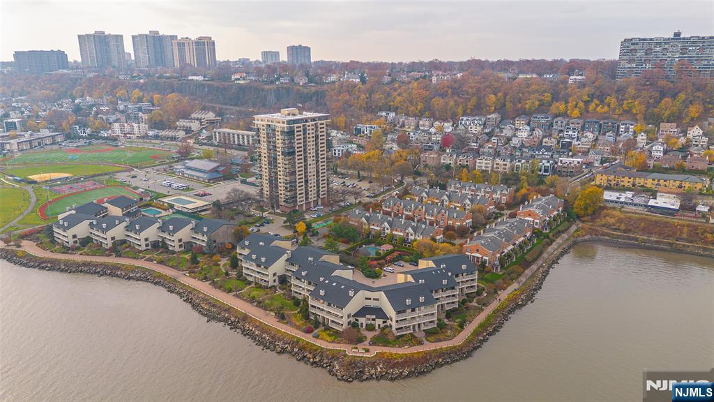 1225 River Road UNIT 7D, Edgewater, NJ, 07020